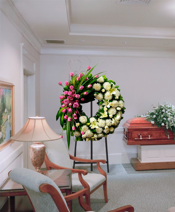 Corona de flores funebres para tanatorios